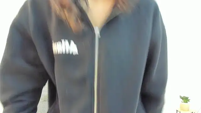 Cherrydollxx online show from 10.21.25