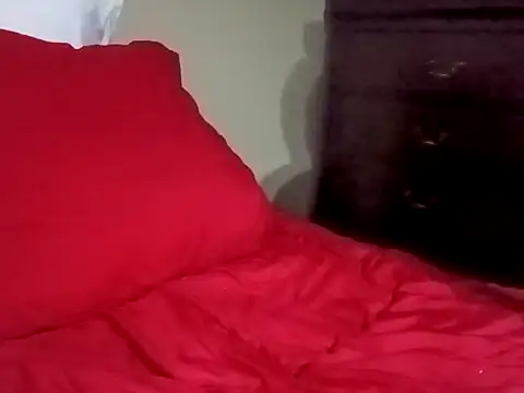 Snapshot of StirringFraction chatting on 09.20.25 StirringFraction online show from 09.20.25