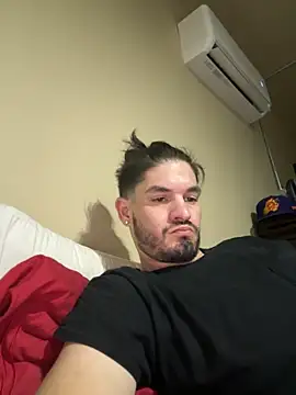 Snapshot of StirringFraction chatting on 10.07.25 StirringFraction online show from 10.07.25