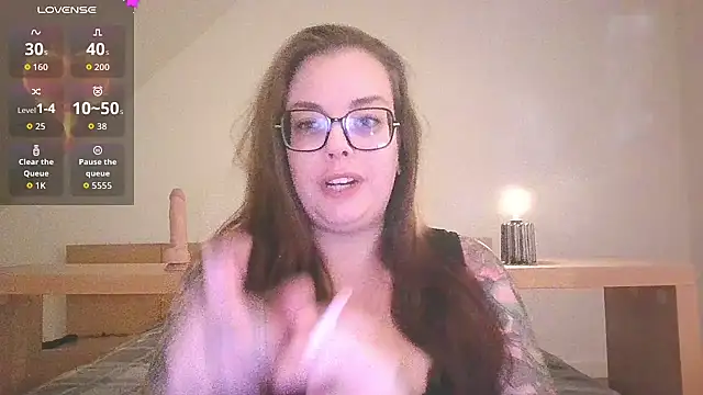 Snapshot of Miss_Lucifer6 chatting on 09.27.25 Miss Lucifer6 online show from 09.27.25