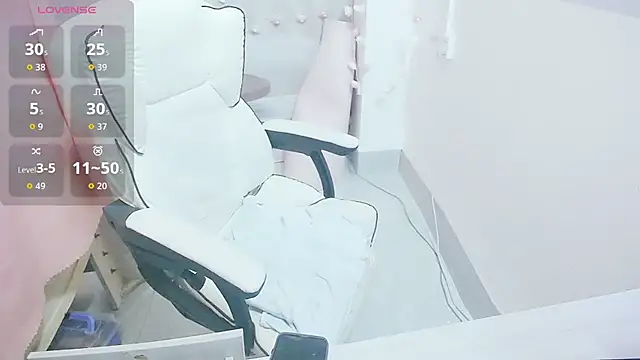 KateCondon online show from 04.17.26