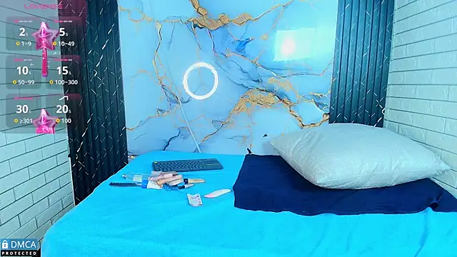 nena cupcake  online show from 09.24.25