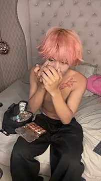 OliIverr22 online show from 10.24.25