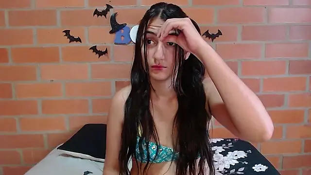 Montserrat Jay online show from 10.25.25