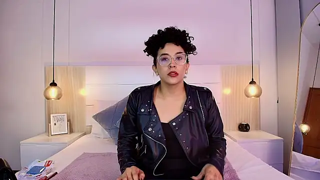 alehia cute online show from 10.13.25