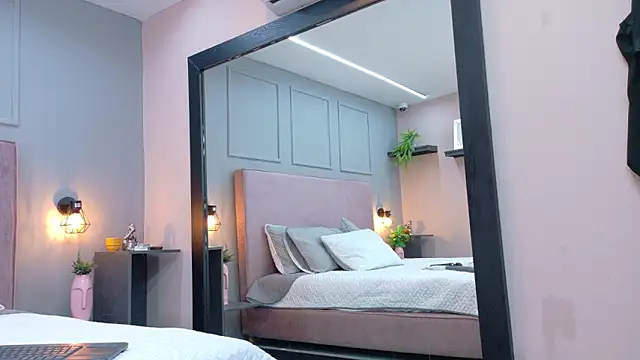 Camila Hill  online show from 03.06.26