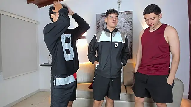 Snapshot of Brutal_primium chatting on 04.05.26 Brutal primium online show from 04.05.26