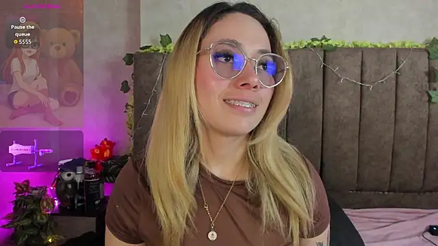 LanaMills  online show from 03.02.26