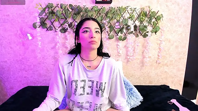 ImEmily444 online show from 09.25.25