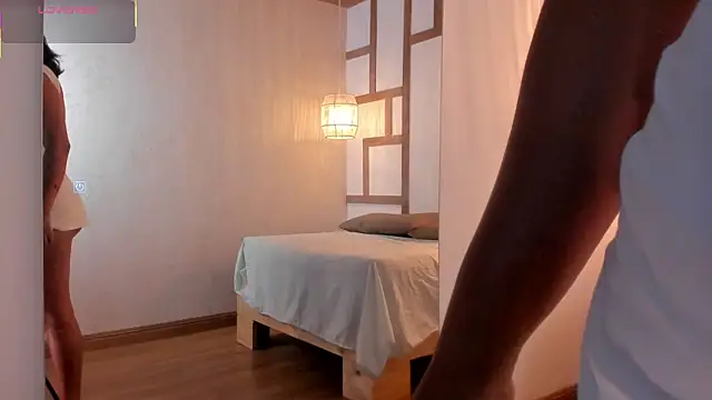 HannahMontgomery online show from 09.25.25