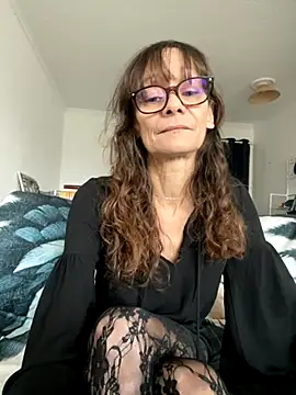 Chris06d22xh online show from 11.23.25