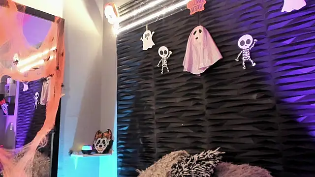 lu styles  online show from 10.09.25