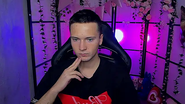 ZackNeal online show from 09.17.25