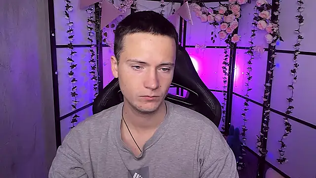 ZackNeal online show from 09.22.25