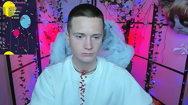 ZackNeal online show from 10.31.25