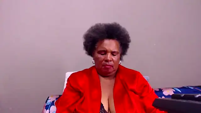 Snapshot of GrandBustyMelon chatting on 02.27.26 GrandBustyMelon online show from 02.27.26