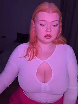  Adele Moor  online show from 09.16.25