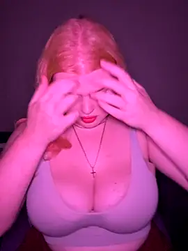  Adele Moor  online show from 10.01.25