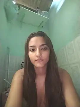 Snapshot of emilyvalencia_1 chatting on 07.21.26 emilyvalencia 1 online show from 07.21.26
