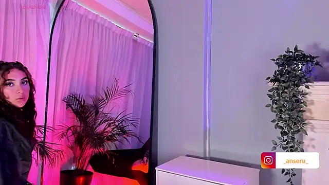 Anseru  online show from 10.04.25