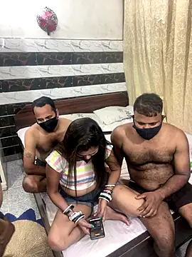 Snapshot of Cute_plak02 chatting on 09.17.25 Cute plak02 online show from 09.17.25