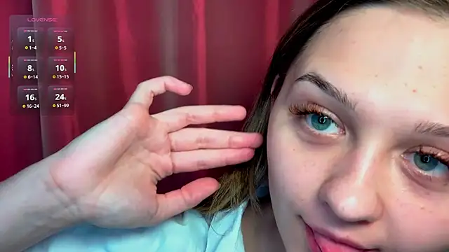 Snapshot of Smoke_mama chatting on 10.16.25 Smoke mama online show from 10.16.25