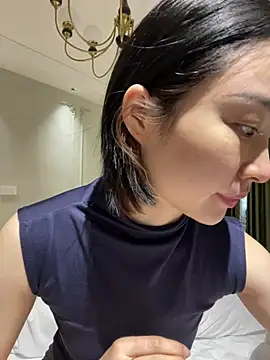 Y2Luvk online show from 02.20.26