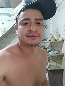 Snapshot of hoteder chatting on 10.04.25 hoteder online show from 10.04.25