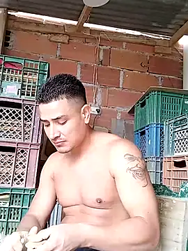 Snapshot of hoteder chatting on 10.13.25 hoteder online show from 10.13.25