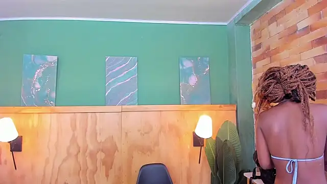 halleylorens online show from 04.02.26