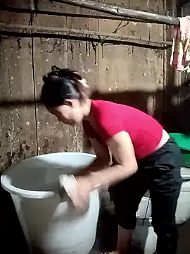 Snapshot of Ruaiuoi chatting on 02.14.26 Ruaiuoi online show from 02.14.26