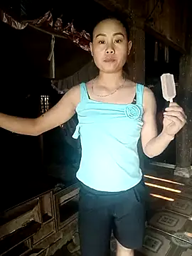 Ruaiuoi online show from 04.15.26