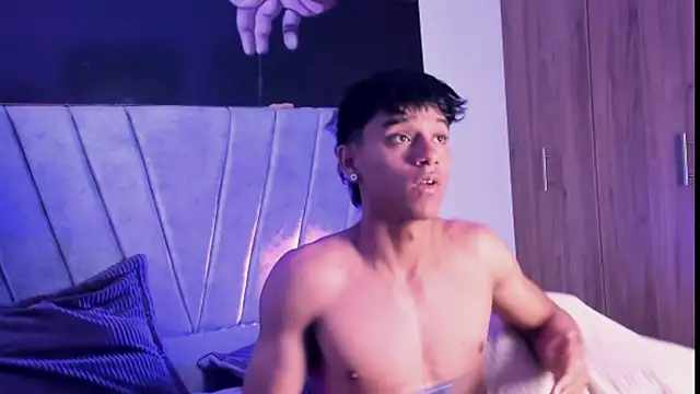 Snapshot of ZYZZ1312 chatting on 09.19.25 ZYZZ1312 online show from 09.19.25