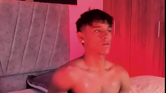 Snapshot of ZYZZ1312 chatting on 09.30.25 ZYZZ1312 online show from 09.30.25