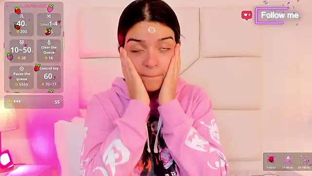 Snapshot of MiaMillers1 chatting on 02.10.26 MiaMillers1 online show from 02.10.26