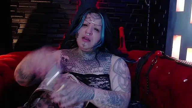 Venus Rock online show from 11.17.25