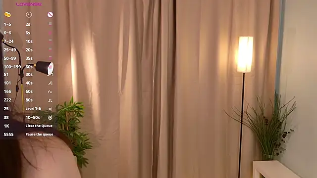 lisabaus online show from 11.18.25