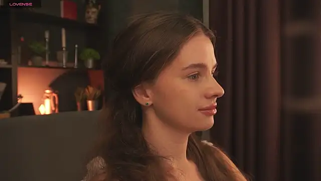 Snapshot of Olivia_Farrell chatting on 10.01.25 Olivia Farrell online show from 10.01.25