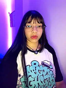 Iwarii online show from 02.13.26