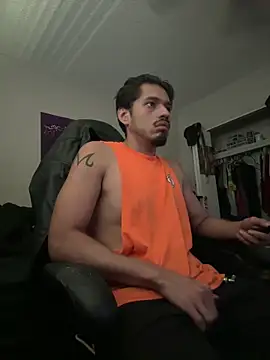 Snapshot of mrredcorn chatting on 10.03.25 mrredcorn online show from 10.03.25