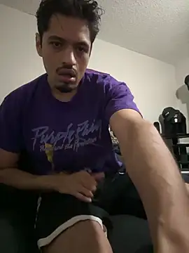 Snapshot of mrredcorn chatting on 11.23.25 mrredcorn online show from 11.23.25