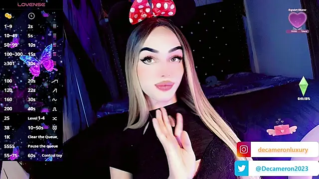 Cameron baby online show from 10.31.25