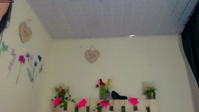 Eemily - online show from 10.31.25