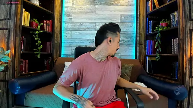 Donovan Desmond online show from 03.31.26