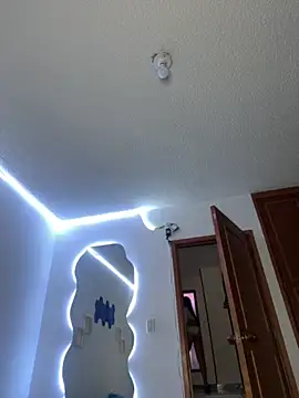 AlessiaSmith11 online show from 10.26.25