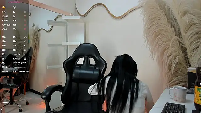 BarbieJones  online show from 09.13.25