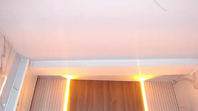 dania b  online show from 10.23.25