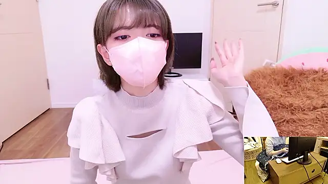 Azusa DoMybest online show from 11.05.25