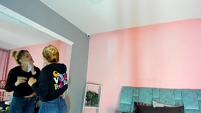 Snapshot of Camila_Russoo chatting on 01.31.26 Camila Russoo online show from 01.31.26