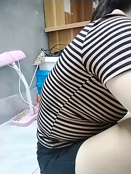 Mie rose online show from 10.12.25